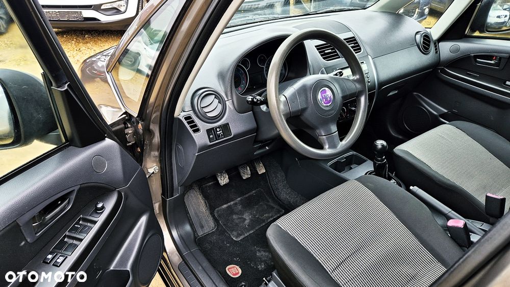 Fiat Sedici 1.6 16V 4x2 Fresh - 32