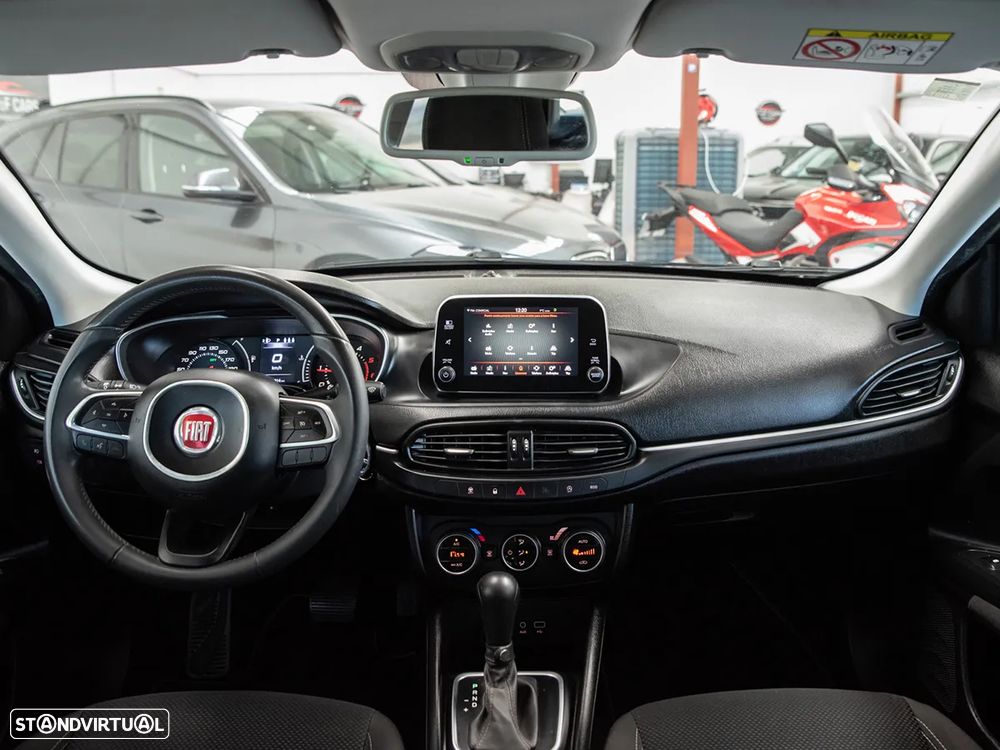 Fiat Tipo Station Wagon 1.6 M-Jet Lounge J17 DCT - 12