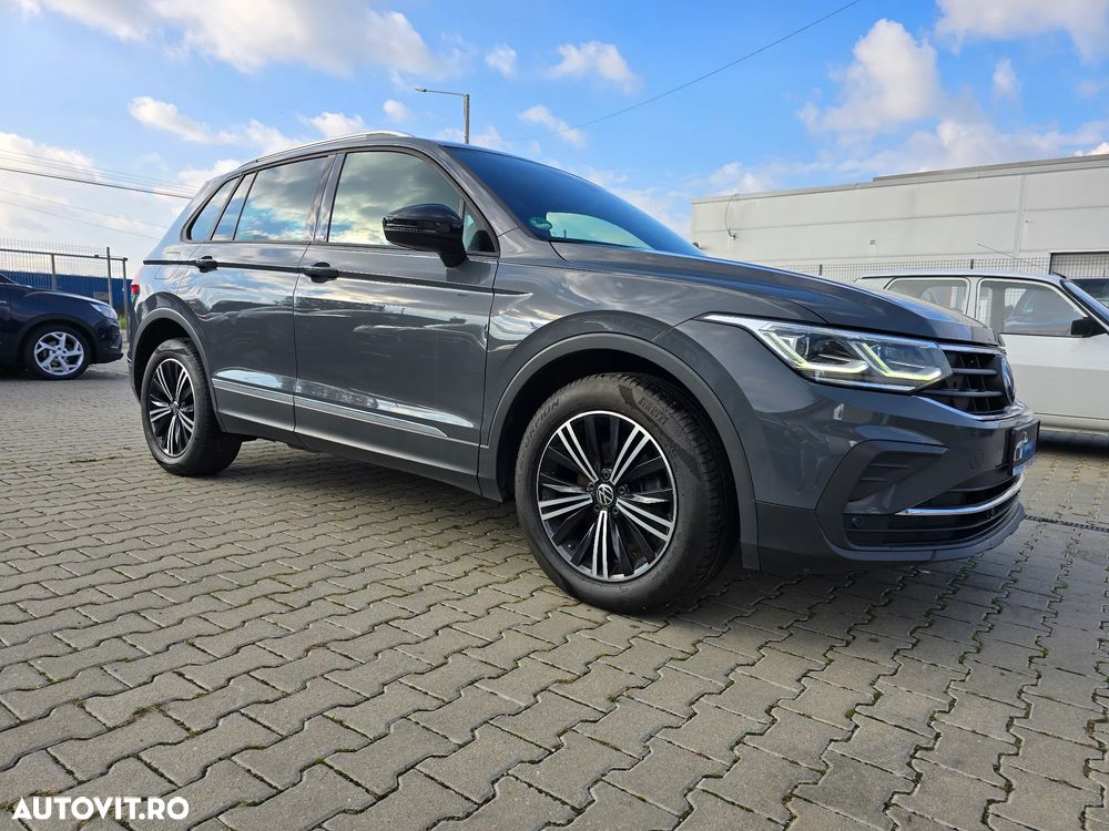 Volkswagen Tiguan - 3