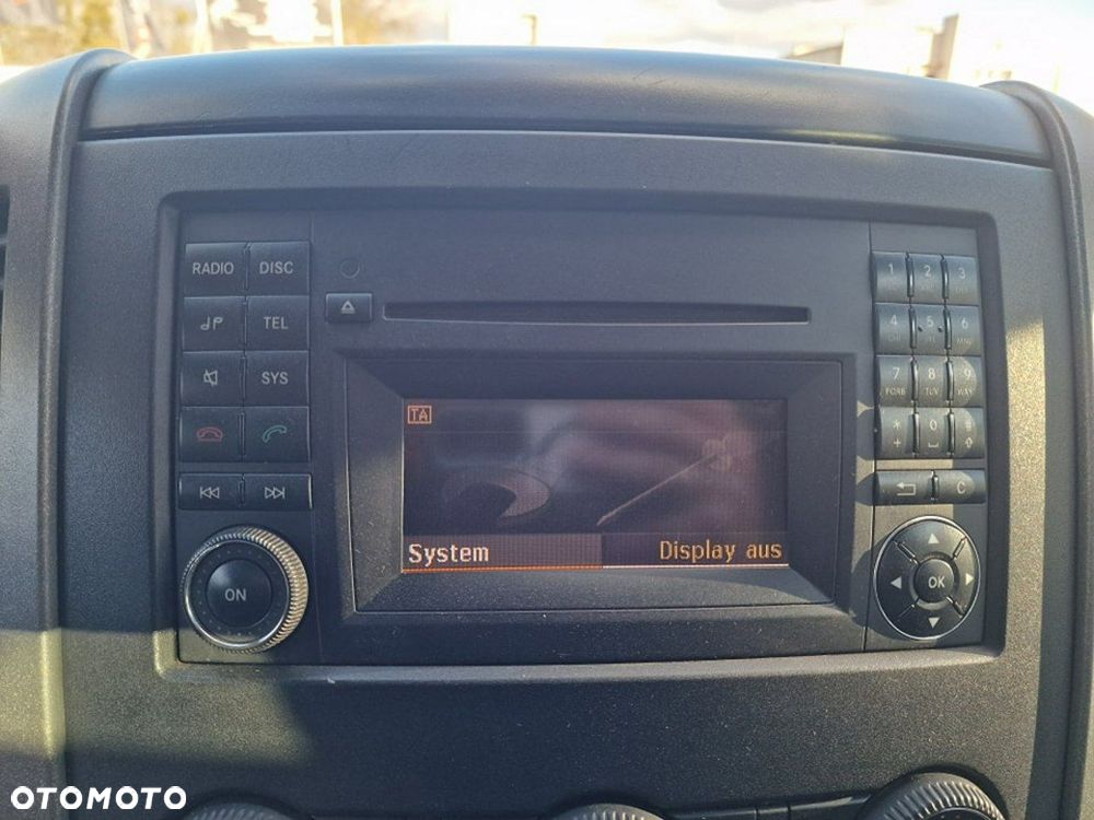 Mercedes-Benz Sprinter - 14