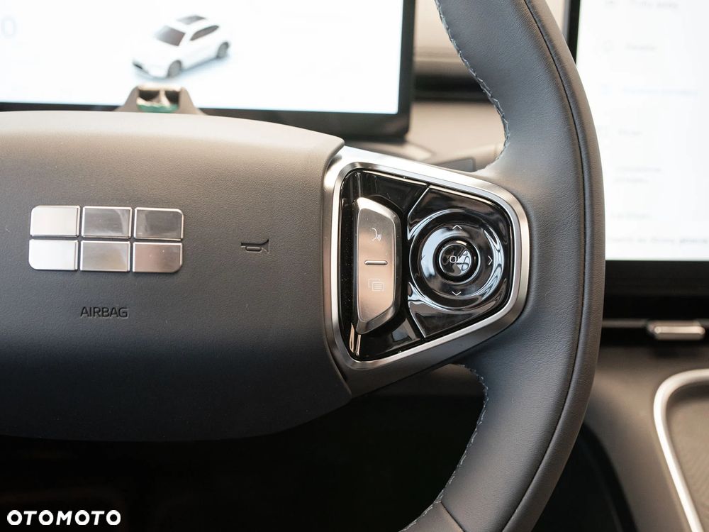 Geely Starray EM-i 1.5 PHEV Pro - 25