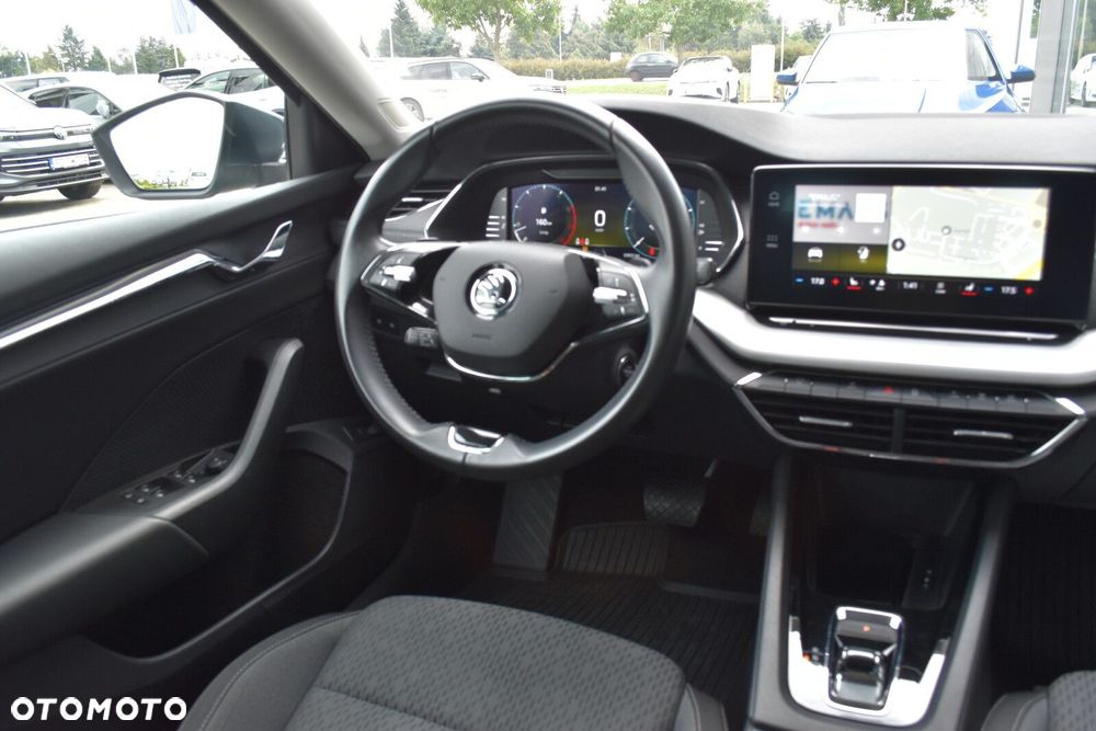Skoda Octavia 1.5 TSI ACT Style DSG - 10