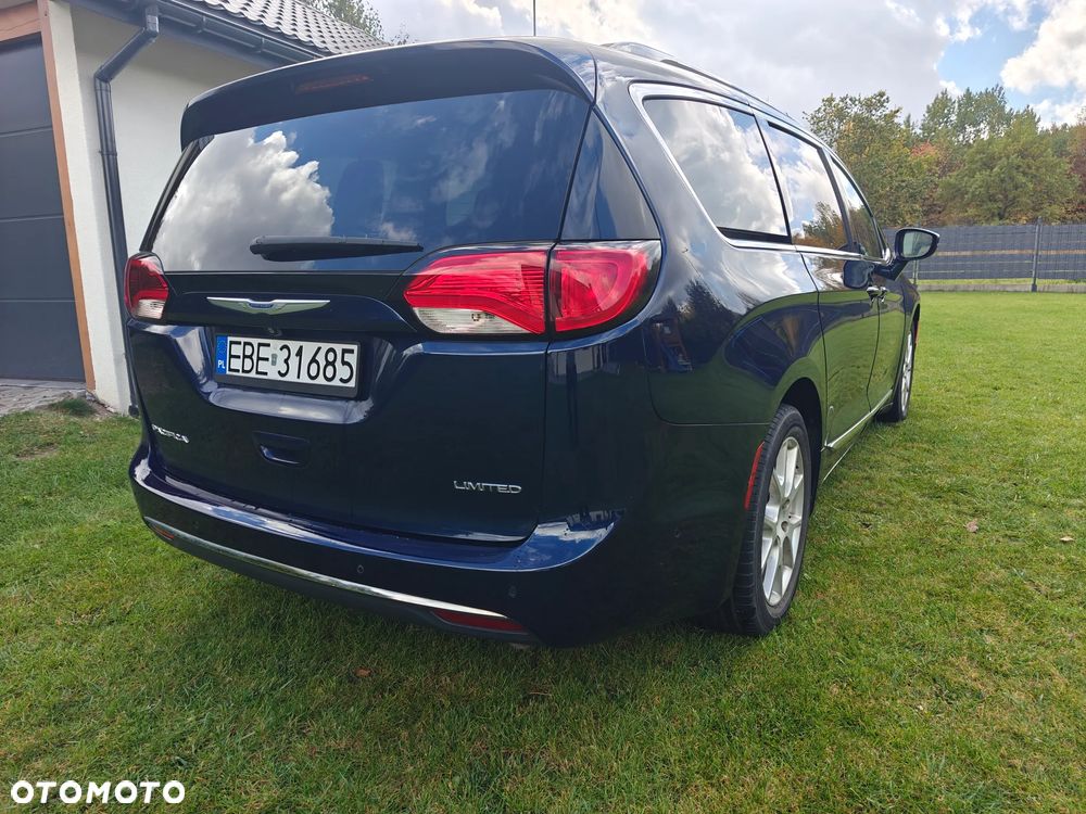 Chrysler Pacifica 2018 photo 4