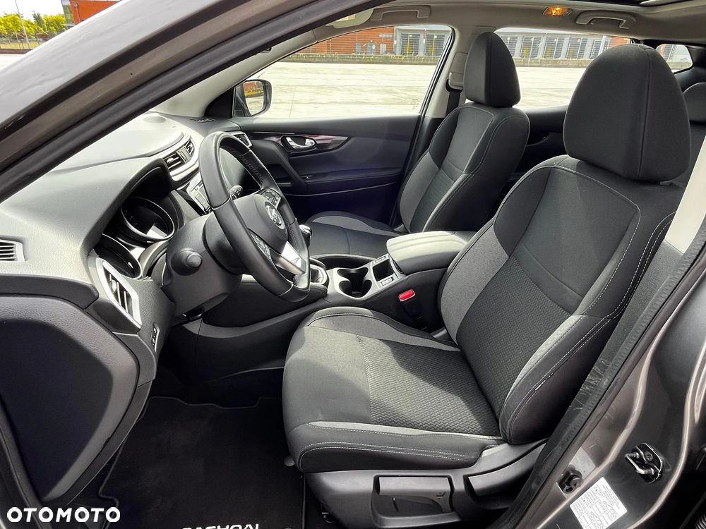 Nissan Qashqai 1.3 DIG-T N-Connecta - 14