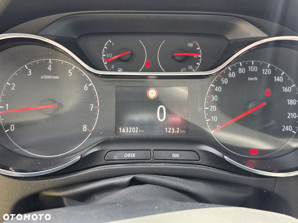 Opel Crossland X - 5
