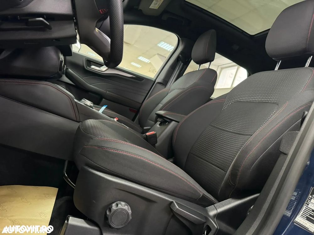 Ford Kuga 2.5 Duratec FHEV ST-LINE X - 15