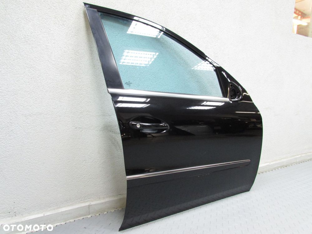 MERCEDEDES ML W164 LIFT 08-11 DRZWI PRZOD PRAWA KOMPLETNE 197 - 3
