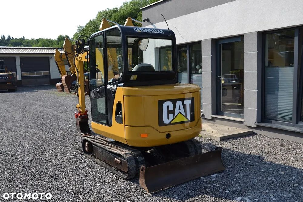Caterpillar 302.5 - 7
