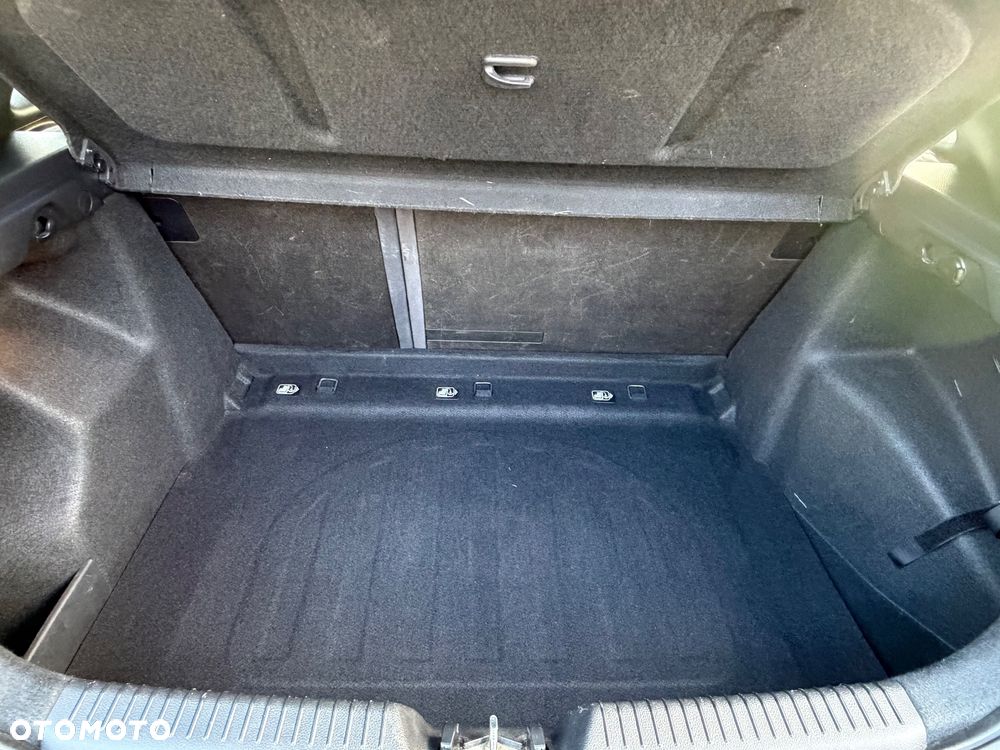 Hyundai i30 blue 1.6 GDI Passion - 30