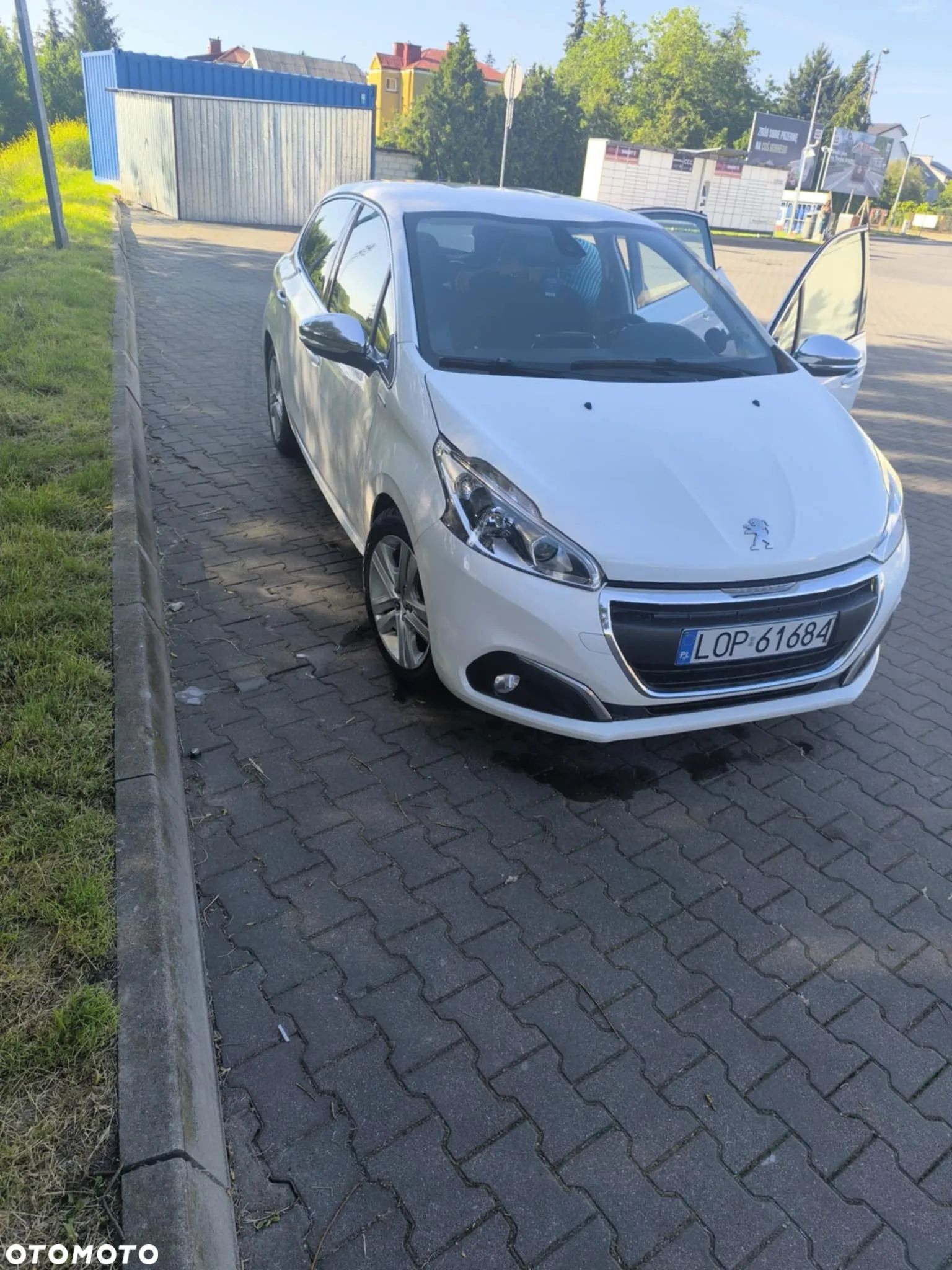 Peugeot 208 1.6 BlueHDi Active - 1