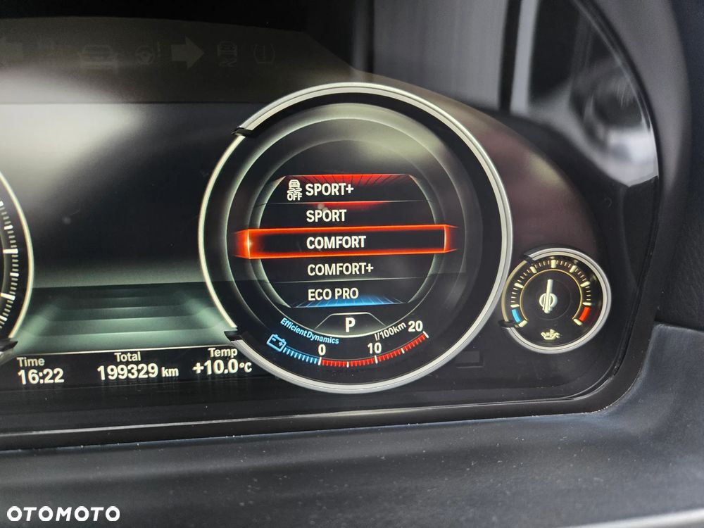 BMW Seria 5 535d - 24