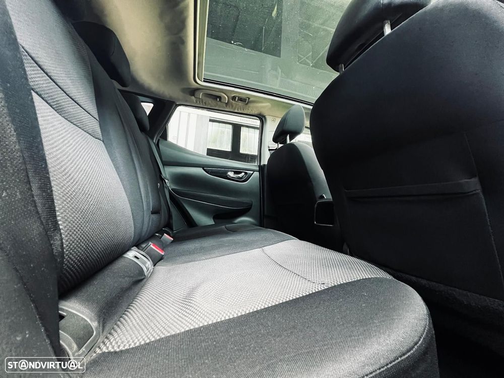 Nissan Qashqai 1.5 dCi Tekna Premium - 37