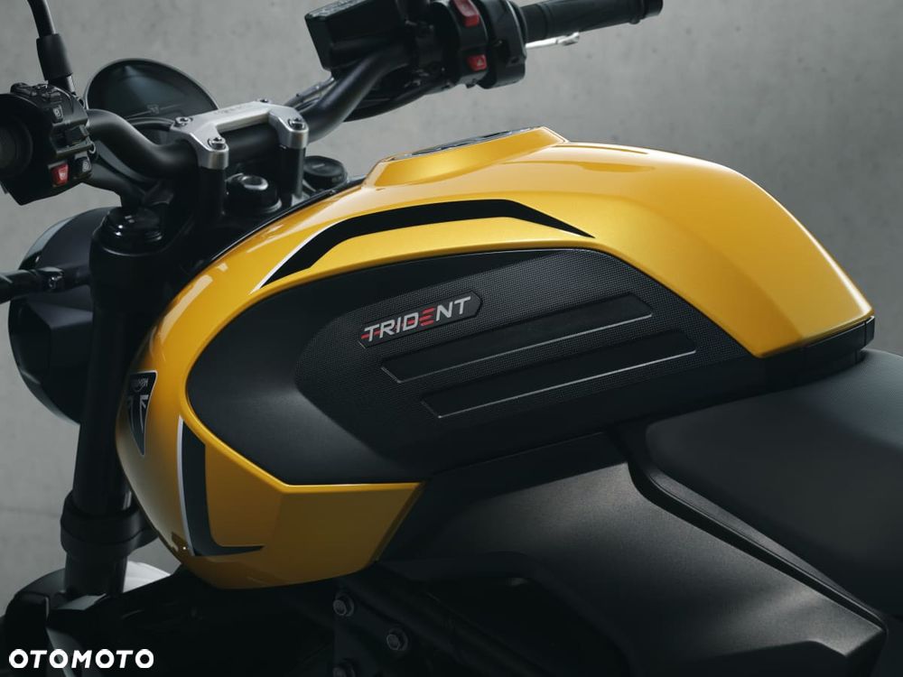 Triumph Trident - 11