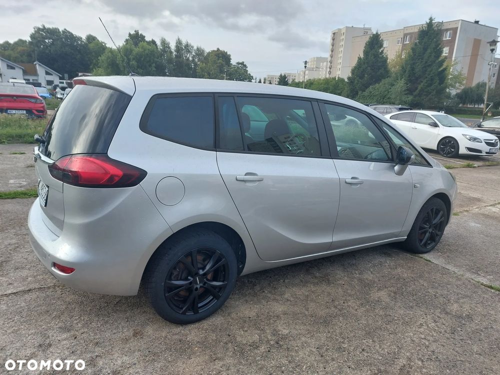 Opel Zafira Tourer 2.0 CDTI Automatik Edition - 4