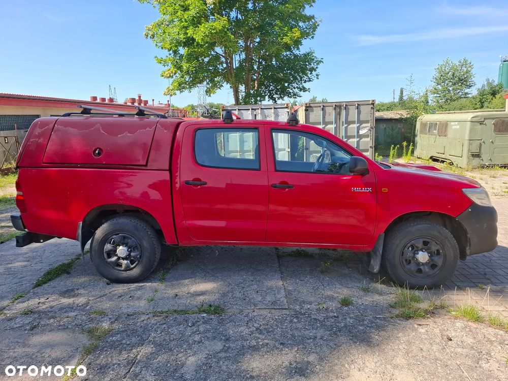 Toyota Hilux 2.5 D-4D Active - 3