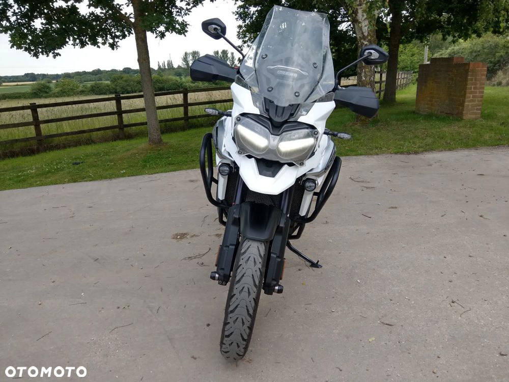 Triumph Tiger - 2