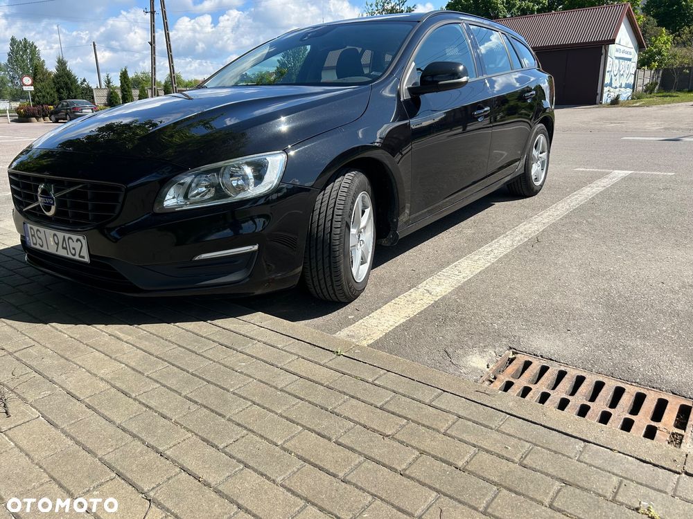 Volvo V60 D2 Kinetic - 1