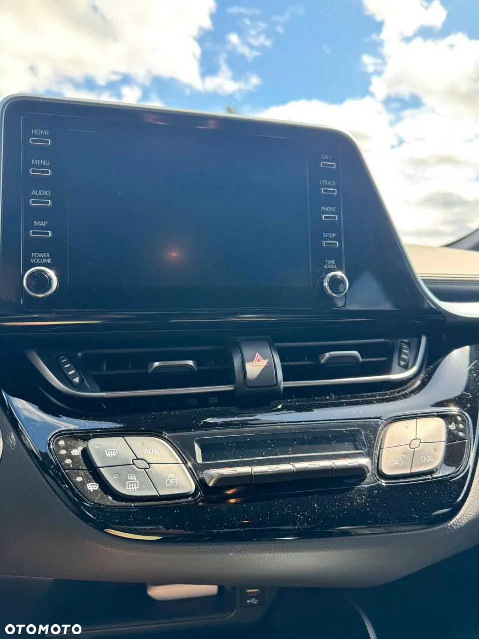 Toyota C-HR Hybrid Lounge - 7