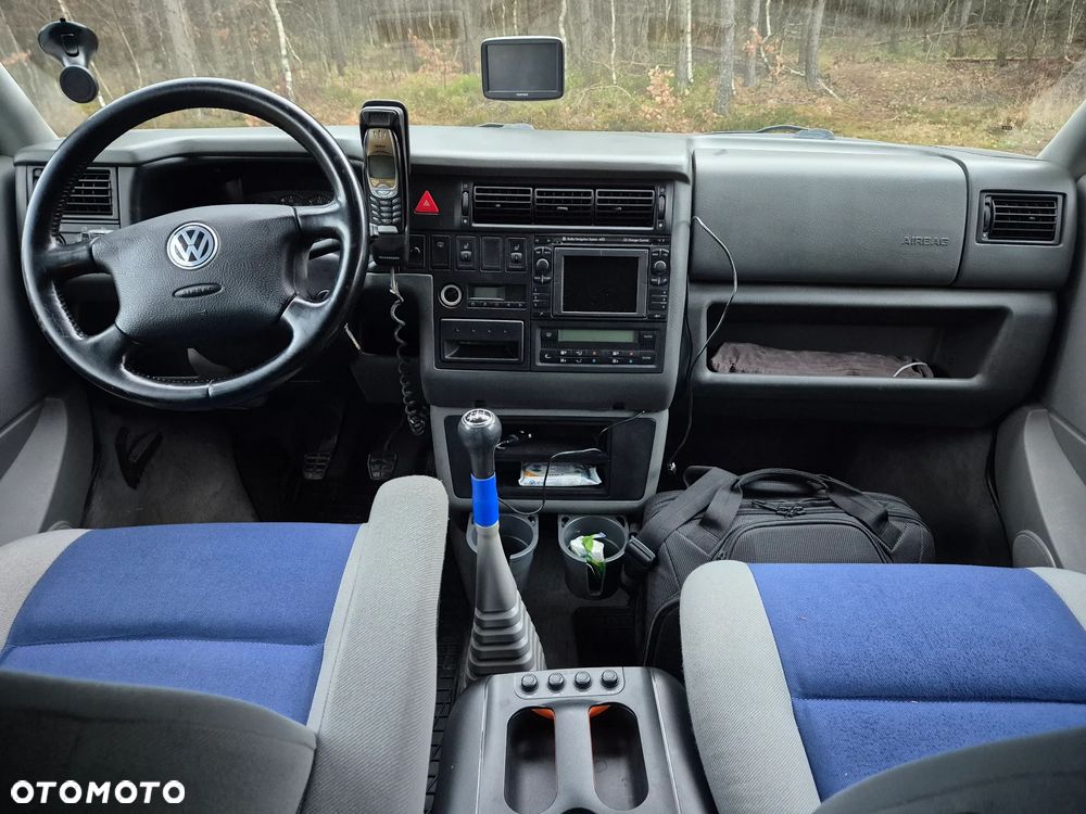 Volkswagen Multivan - 9