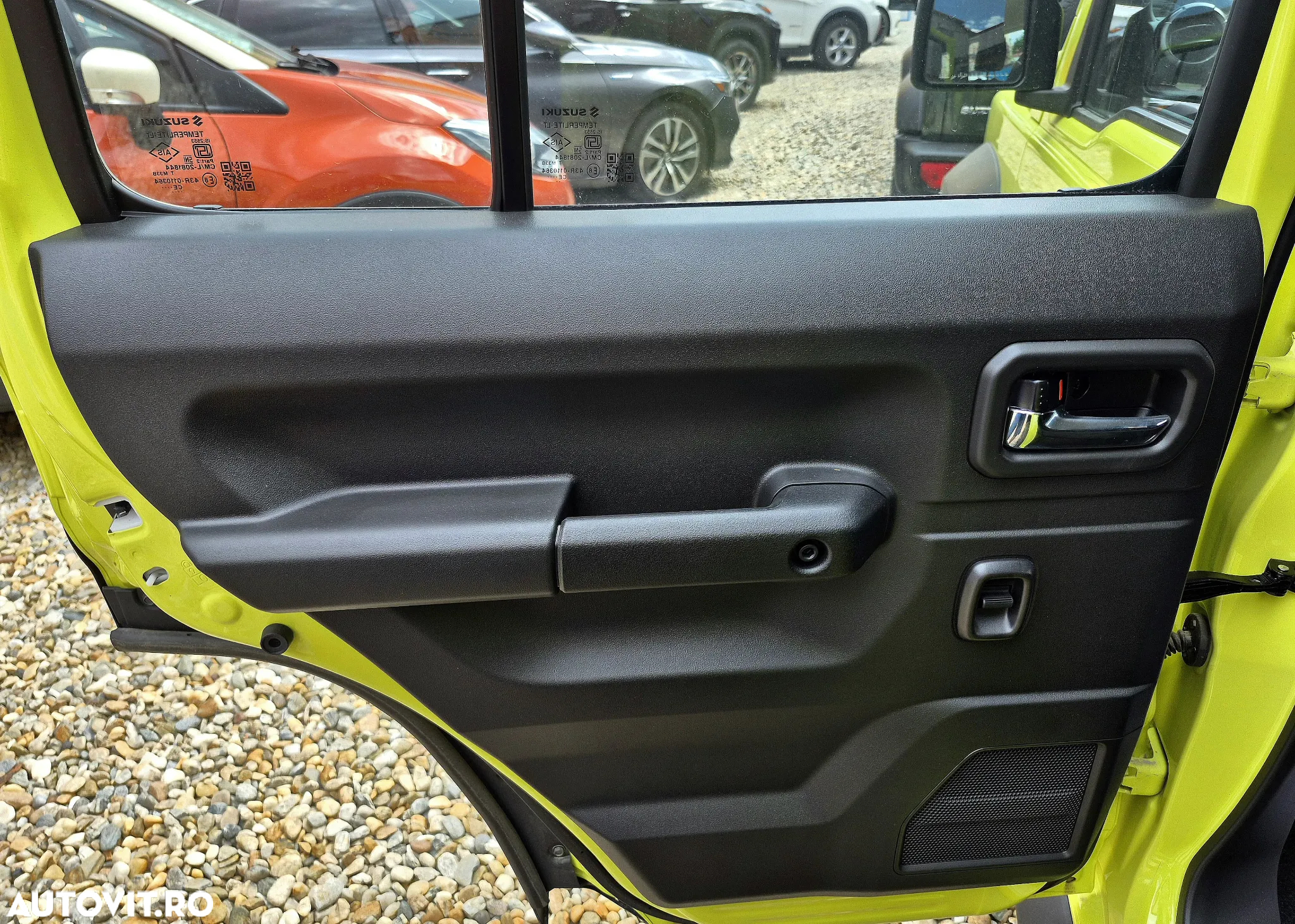 Suzuki Jimny 1.5 ALLGRIP GLX AT - 27