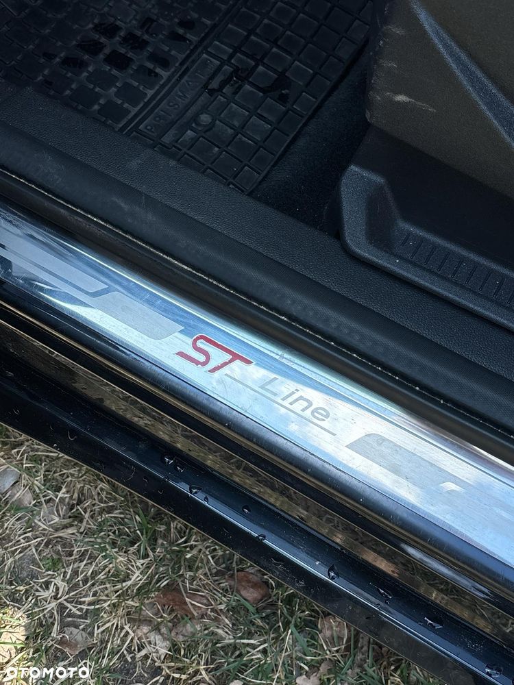 Ford Kuga 2.0 TDCi 4x4 ST-Line - 19