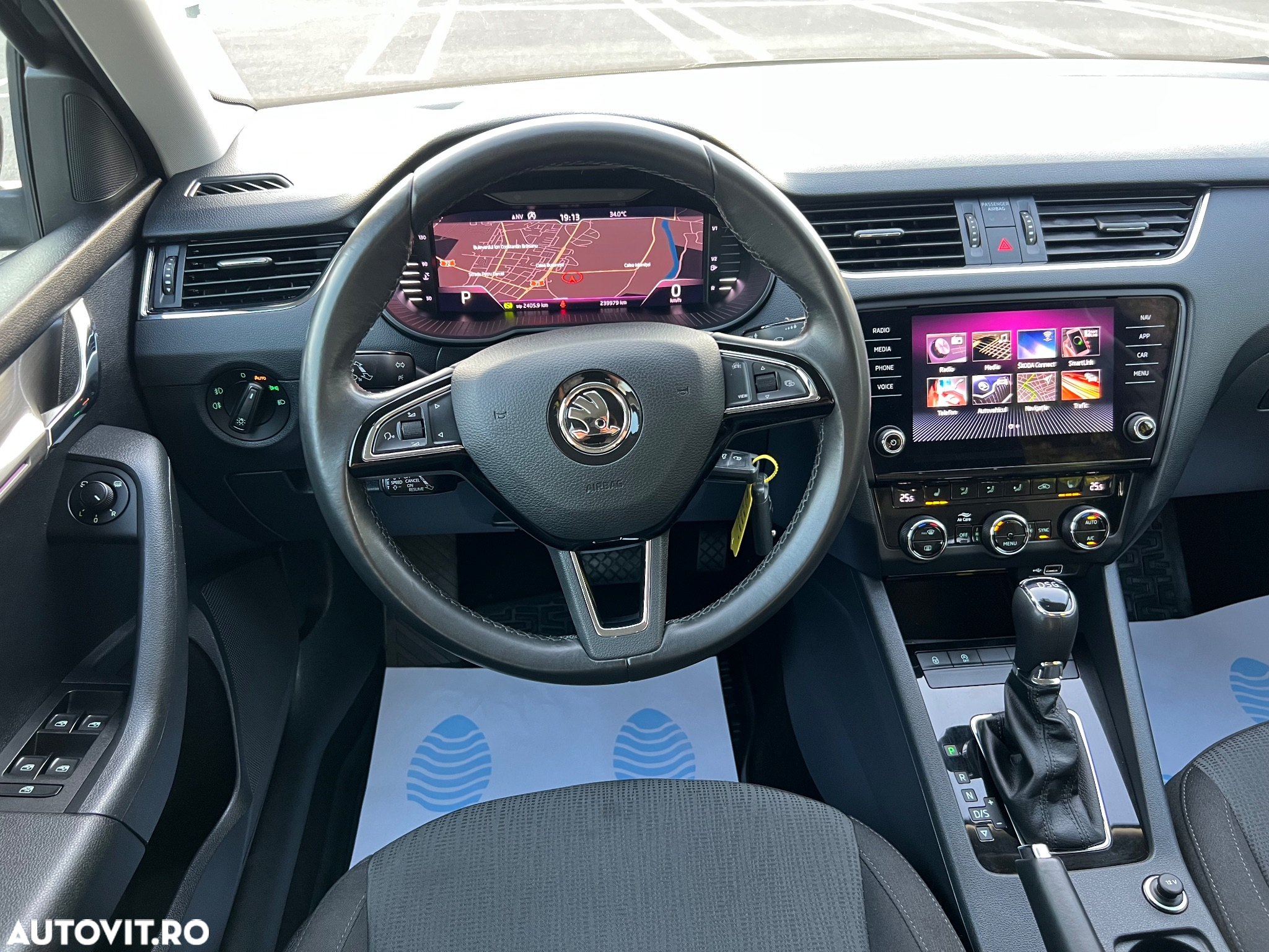 Skoda Octavia 2.0 TDI DSG Style - 24