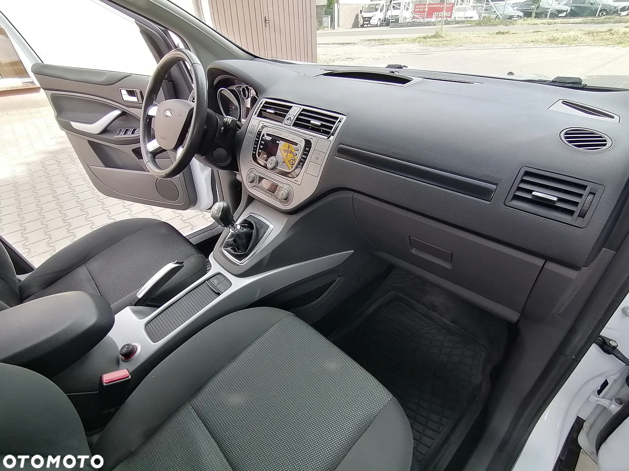 Ford Kuga 2.0 TDCi Titanium - 25