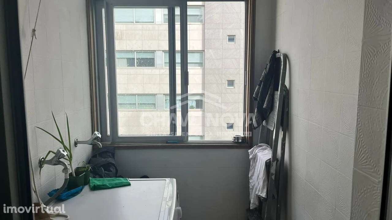 T2 c/ Garagem Box, próximo ao Estádio do Porto - Grande imagem: 5/12