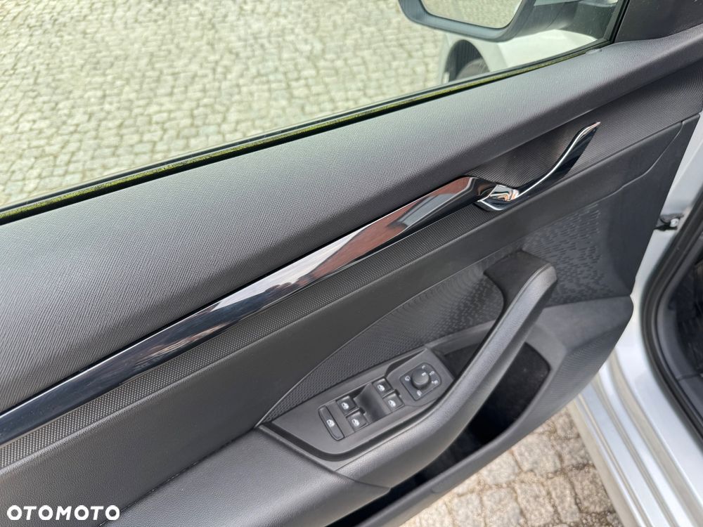 Skoda Octavia 2.0 TDI Ambition - 10