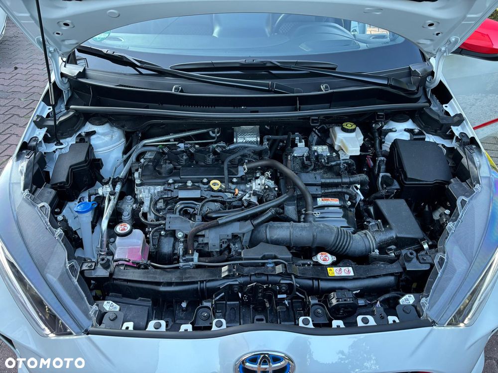Toyota Yaris 116 1.5 VVT-i Black&White - 41