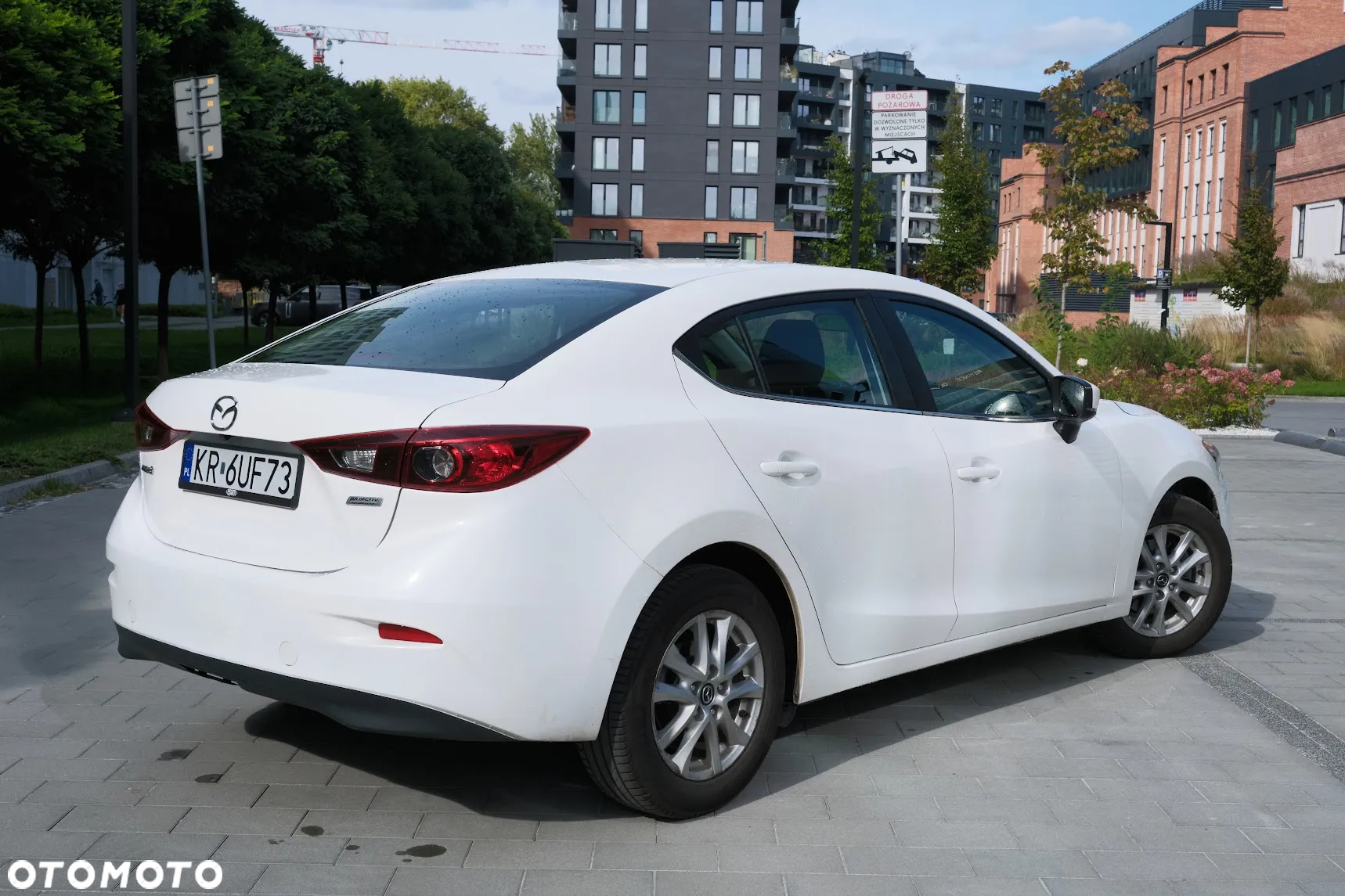 Mazda 3 - 5