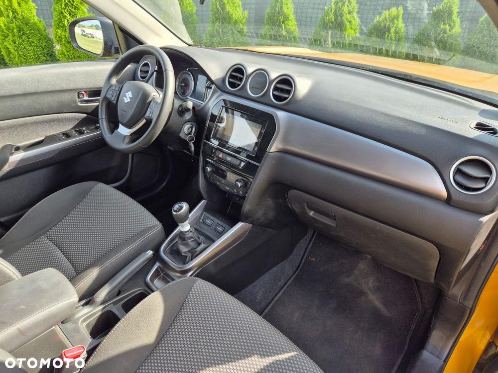 Suzuki Vitara 1.4 Boosterjet Comfort - 21