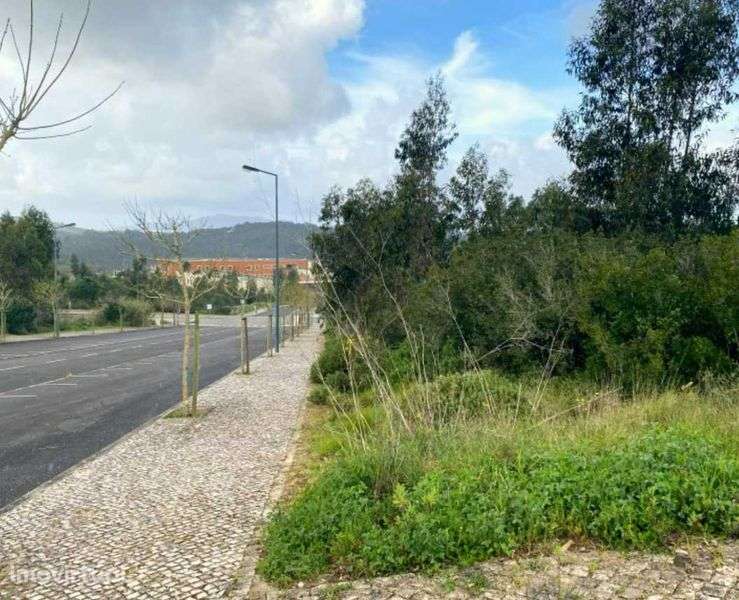 Terreno Urbano para Desenvolvimento Habitacional | Sintra - Grande imagem: 4/12