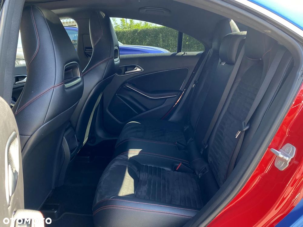 Mercedes-Benz CLA - 34