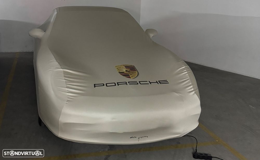 Porsche 911 (996) Carrera 4 - 13