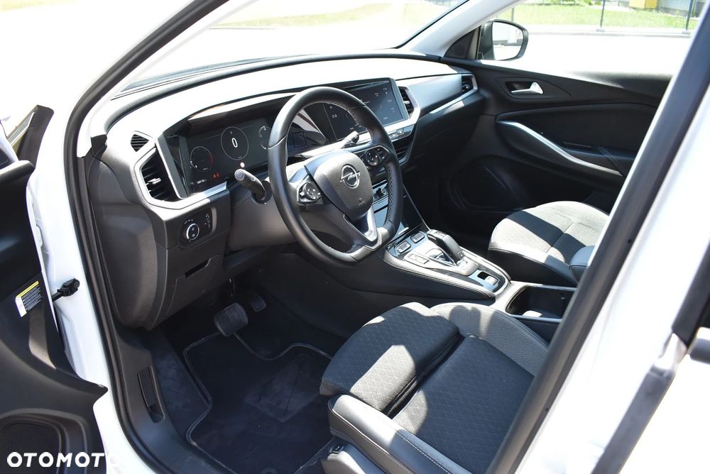 Opel Grandland 1.5 D Automatik Business Elegance - 23