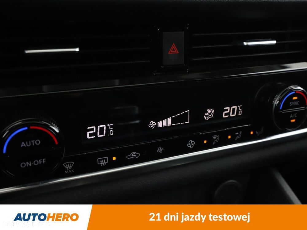 Nissan Qashqai 1.3 DIG-T MHEV Tekna - 22