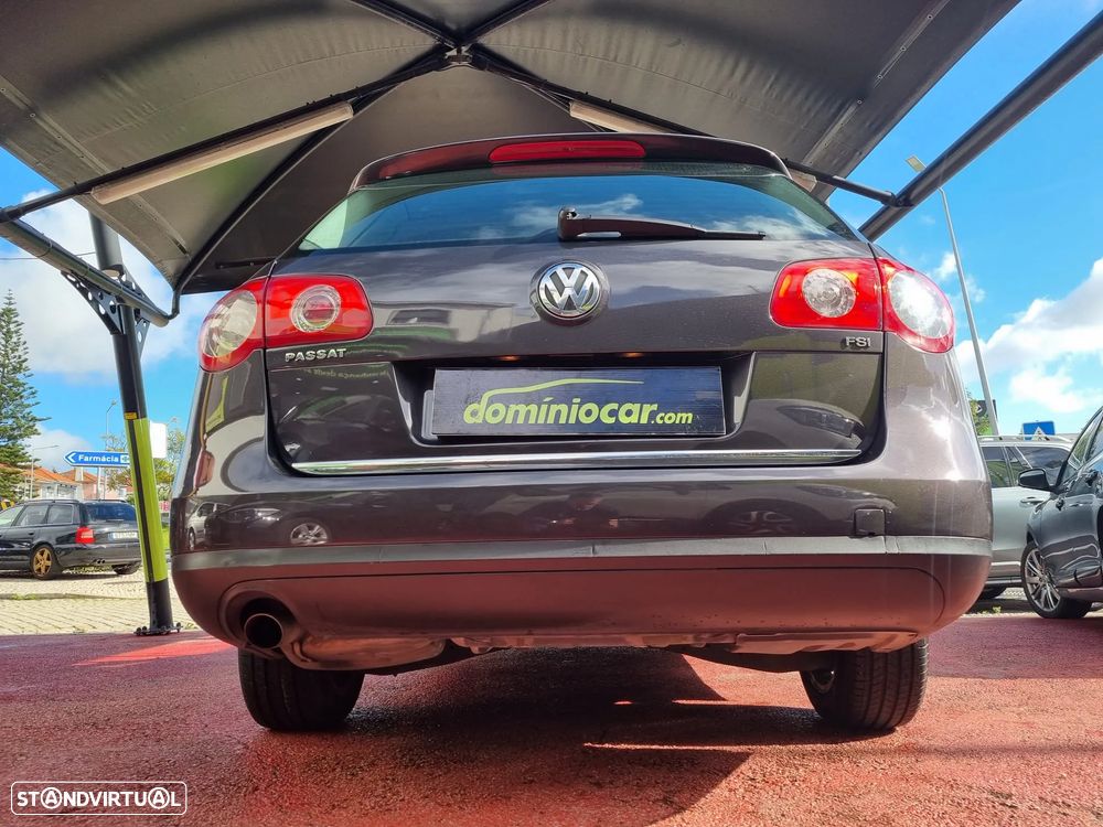 VW Passat Variant 1.6 FSi Trendline - 9