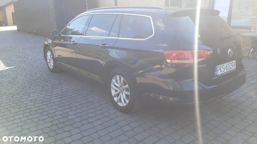 Volkswagen Passat 1.6 TDI SCR DSG Business - 7