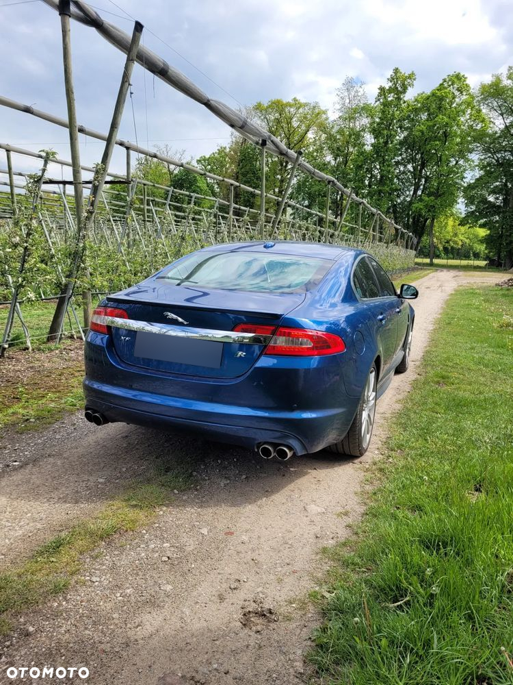 Jaguar XF XFR - 12