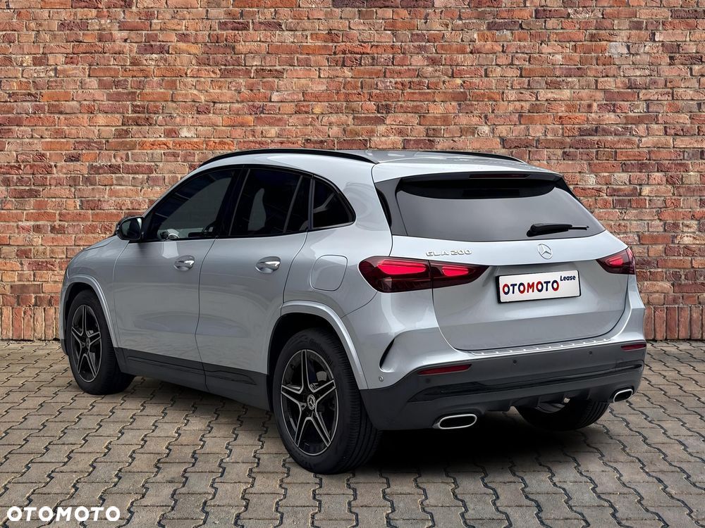 Mercedes-Benz GLA 200 mHEV AMG Line 7G-DCT - 7