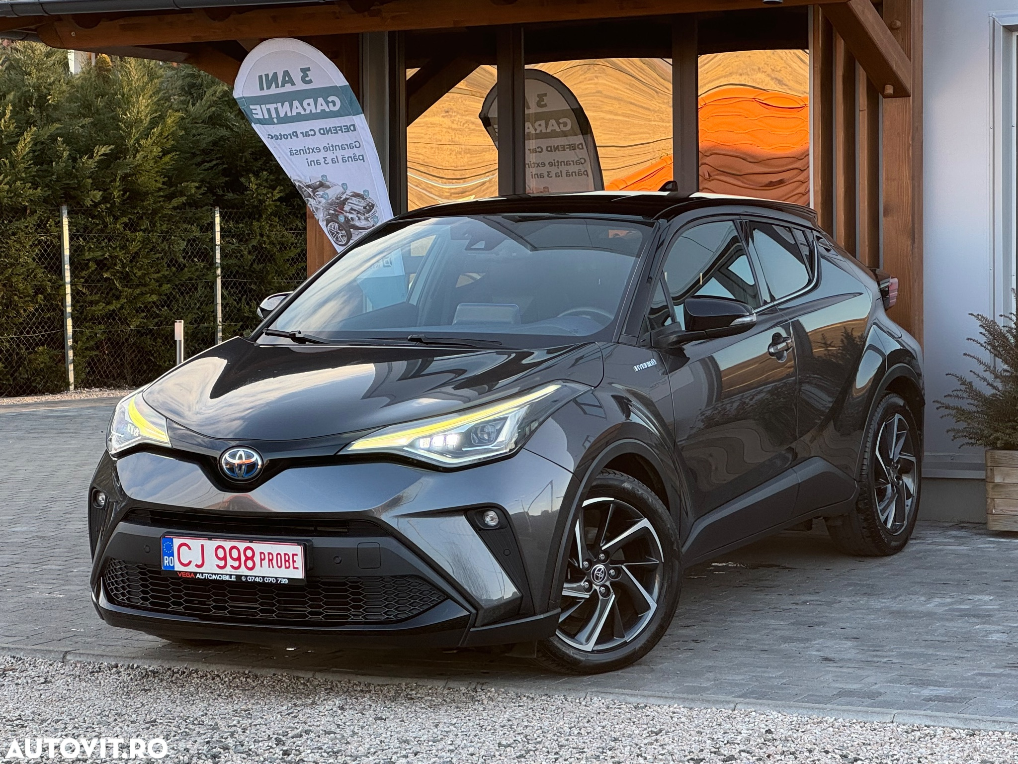 Toyota C-HR 2.0 HSD 184 CP 4x2 CVT C-ult Style bi-tone - 3