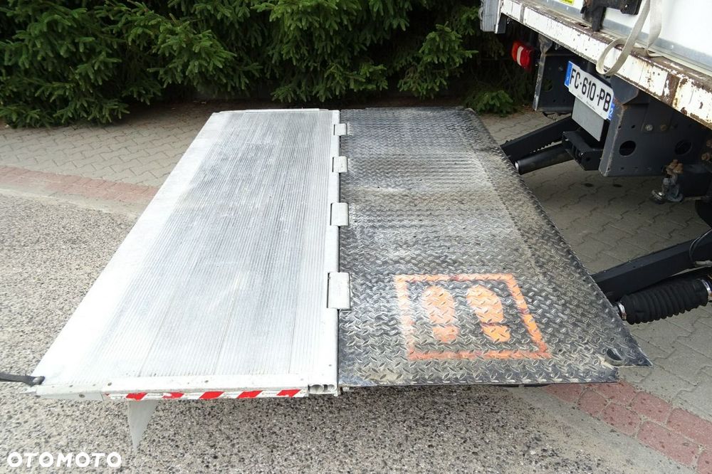 Mercedes-Benz Atego 1218 Euro 6 tylko 272 tys.km! kontener 18p winda - 40