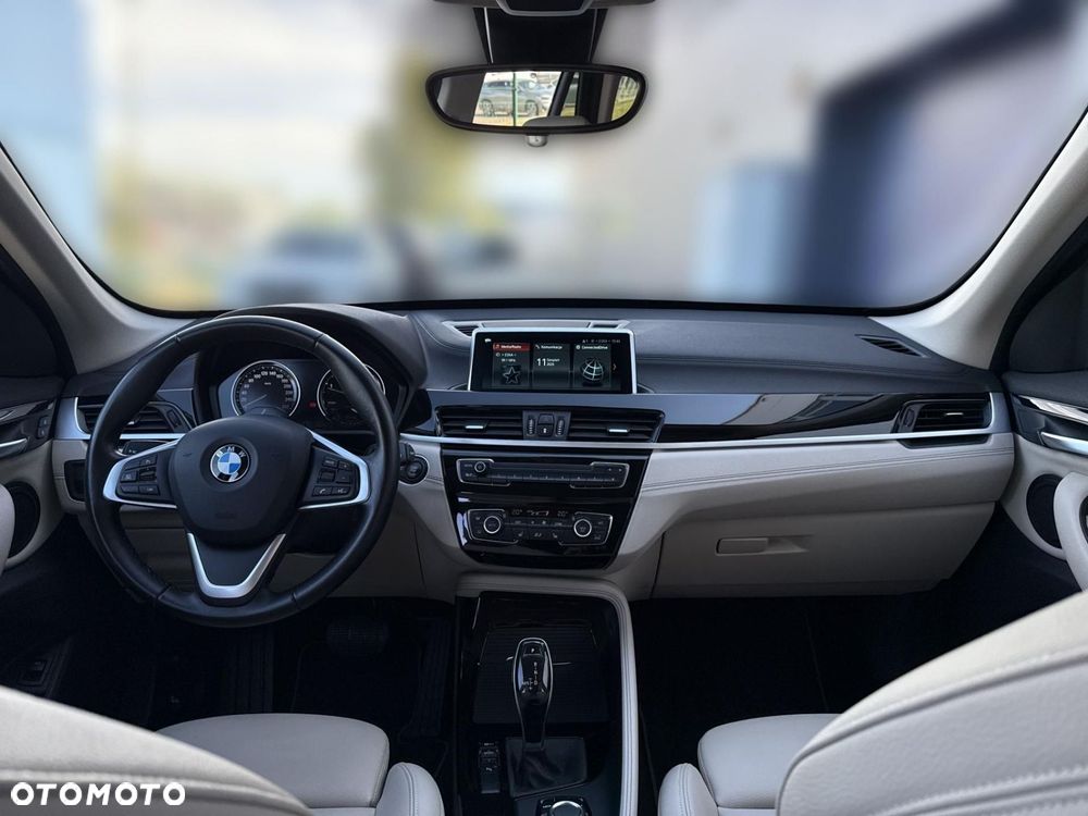 BMW X1 sDrive18d xLine - 6
