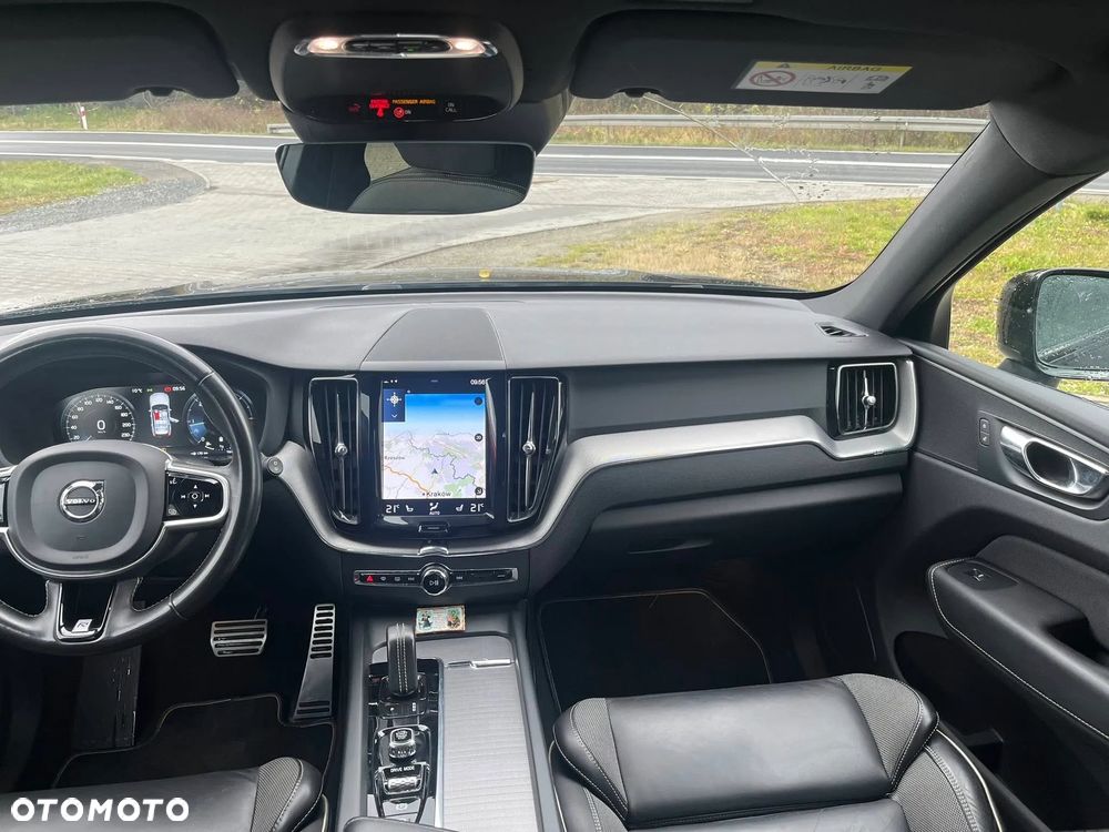 Volvo XC 60 D4 AWD Geartronic RDesign - 17