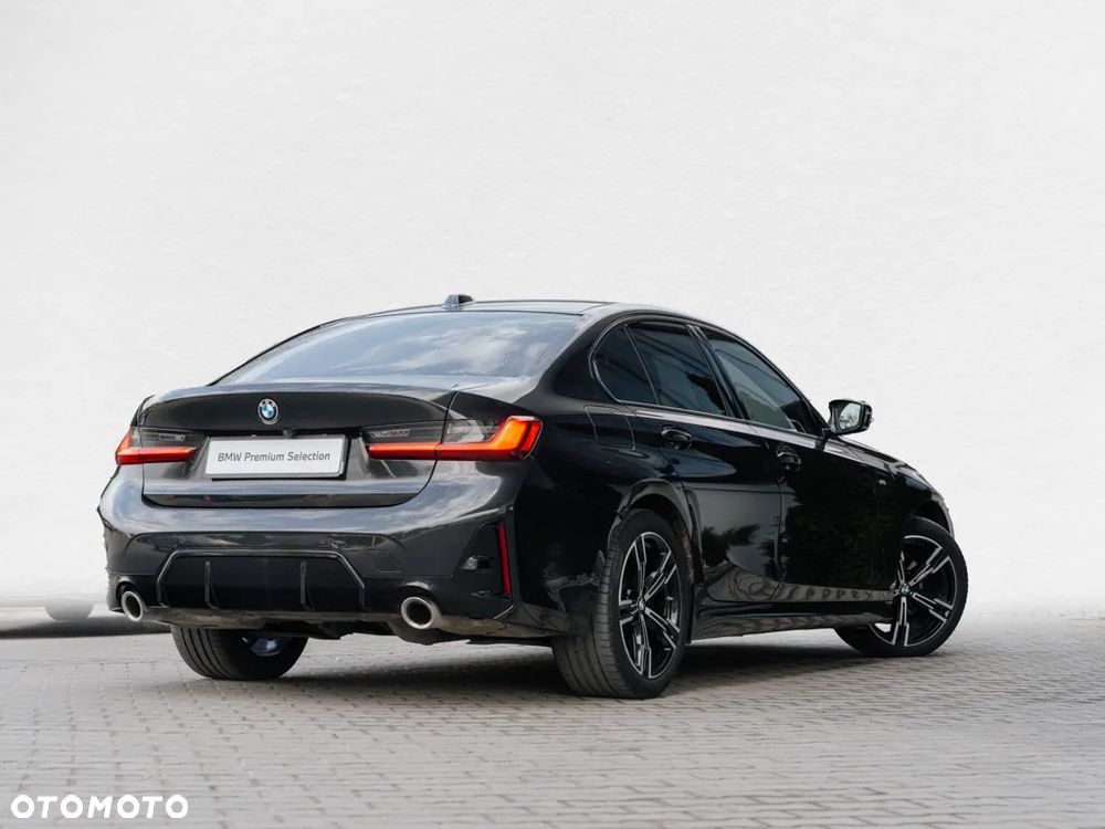 BMW Seria 3 320d xDrive M Sport - 3