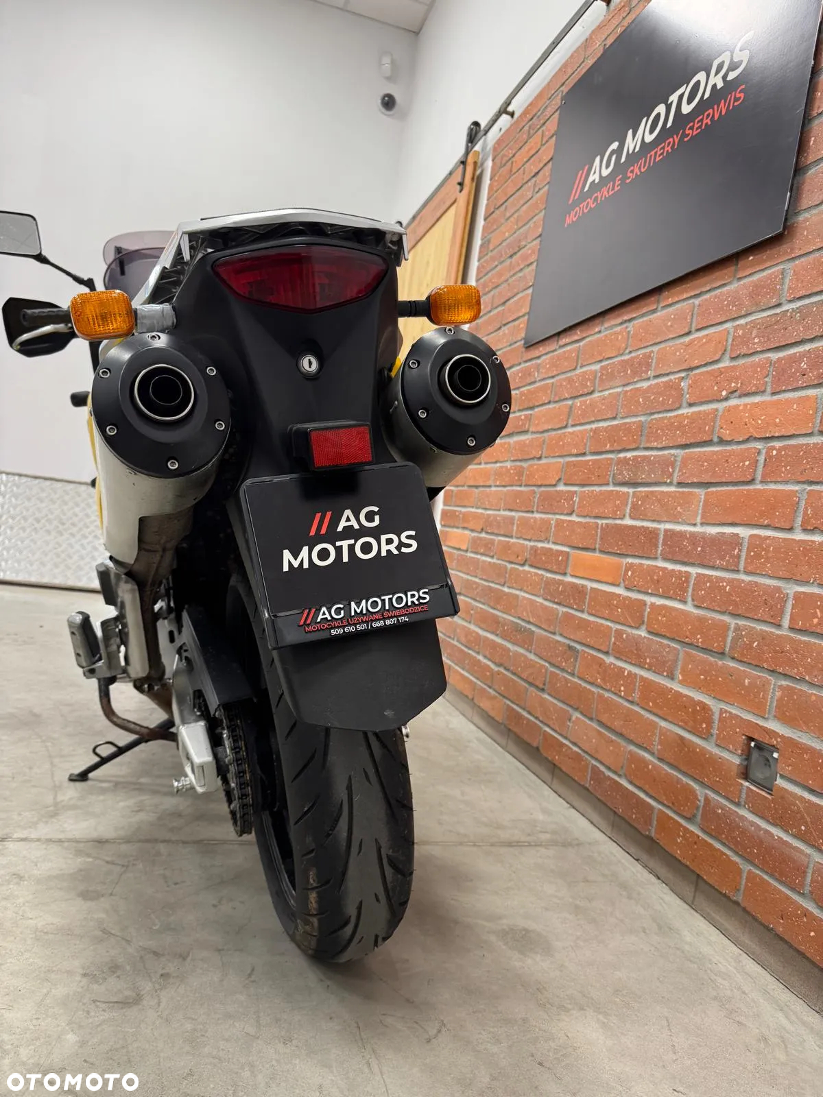 Suzuki V-STROM - 4
