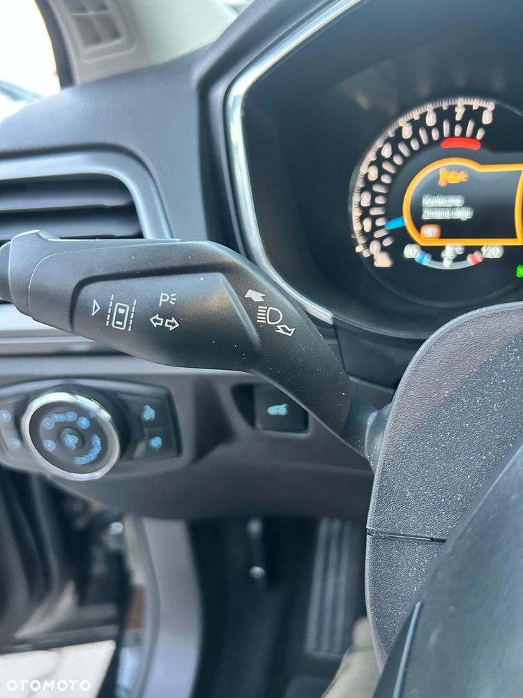 Ford Mondeo 1.5 EcoBoost Trend - 35