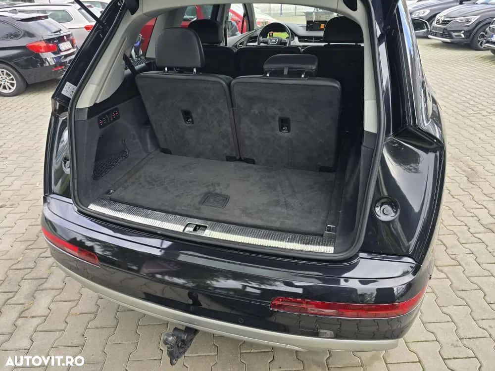 Audi Q7 3.0 TDI Quattro Tiptronic - 12