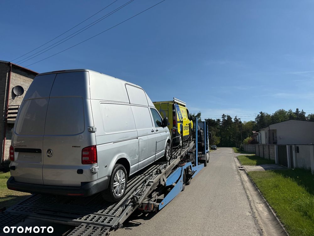Volkswagen Transporter - 21
